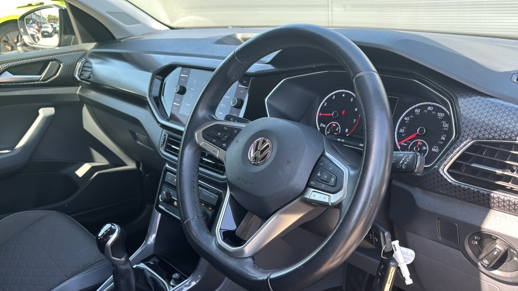 Volkswagen T-Cross 1.0 Tsi 115 Sel 115 Ps Black #6