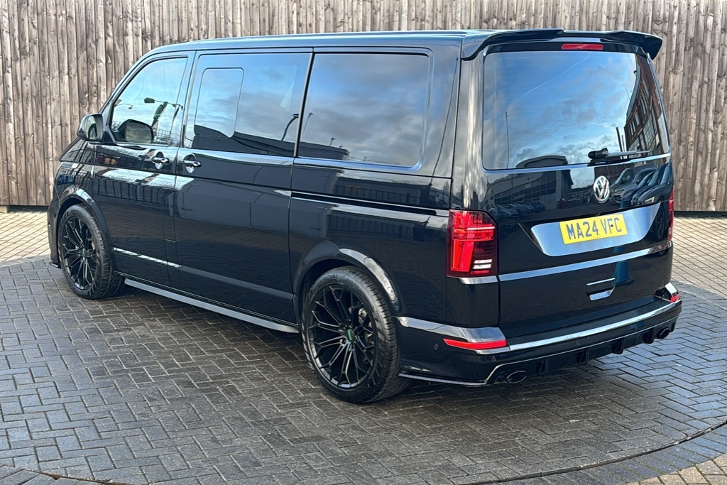 Volkswagen Transporter 2.0 Bitdi 204 Highline Kombi Van Dsg 204 Ps Black #3