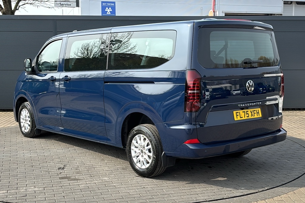 Volkswagen Transporter 2.0 Tdi 150Ps Minibus Life 150 Ps Blue #3