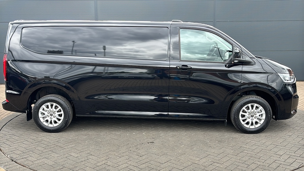 Volkswagen Transporter 2.0 Tdi 150 Commerce Pro Van 4Motion 0 Ps Black #4