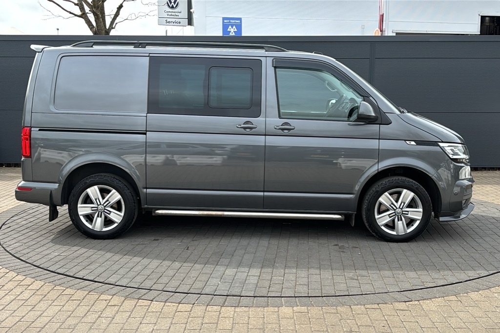 Volkswagen Transporter 2.0 Bitdi 204 Highline Kombi Van 4Motion Dsg 204 Grey #4