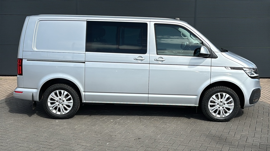 Volkswagen Transporter 2.0 Bitdi 204 Highline Kombi Van 4Motion Dsg 204 Silver #4