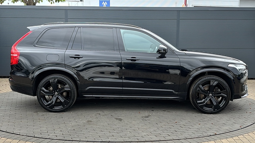 Volvo XC90 2.0 T8 Recharge Phev R Design Pro Awd 39 White #4
