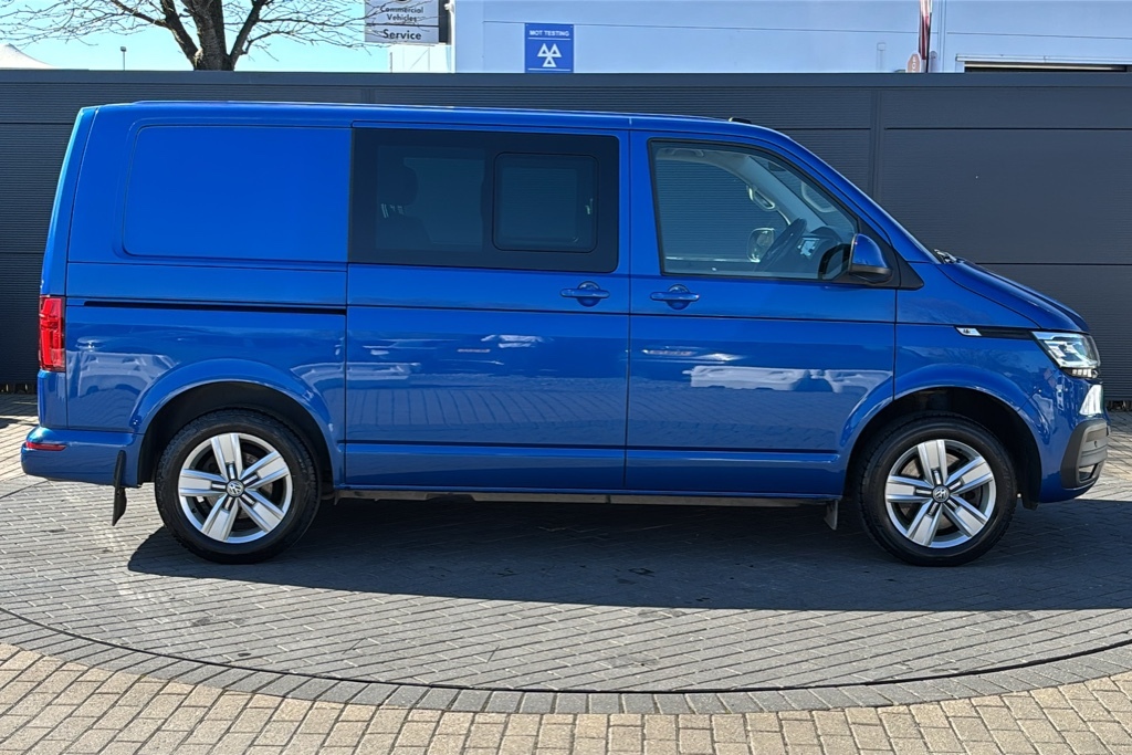 Volkswagen Transporter 2.0 Bitdi 204 Highline Kombi Van Dsg 204 Ps Blue #4