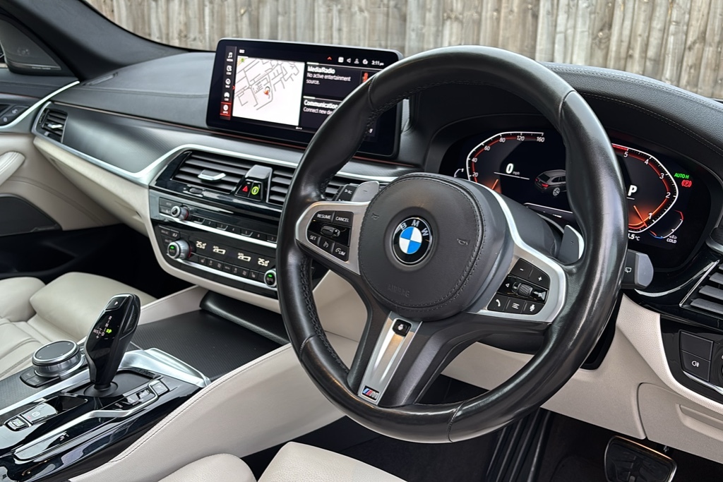 BMW 5 Series 530D Xdrive Mht M Sport Techpro Pack Black #6