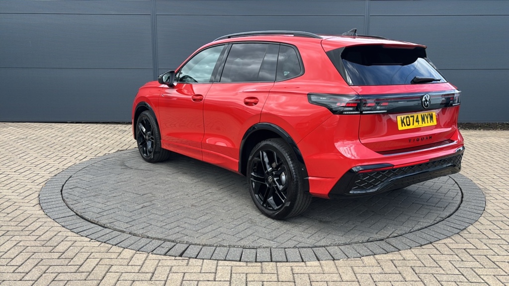 Volkswagen Tiguan 1.5 Etsi 150 R-line Dsg 150 Ps KO74MYM Red #3