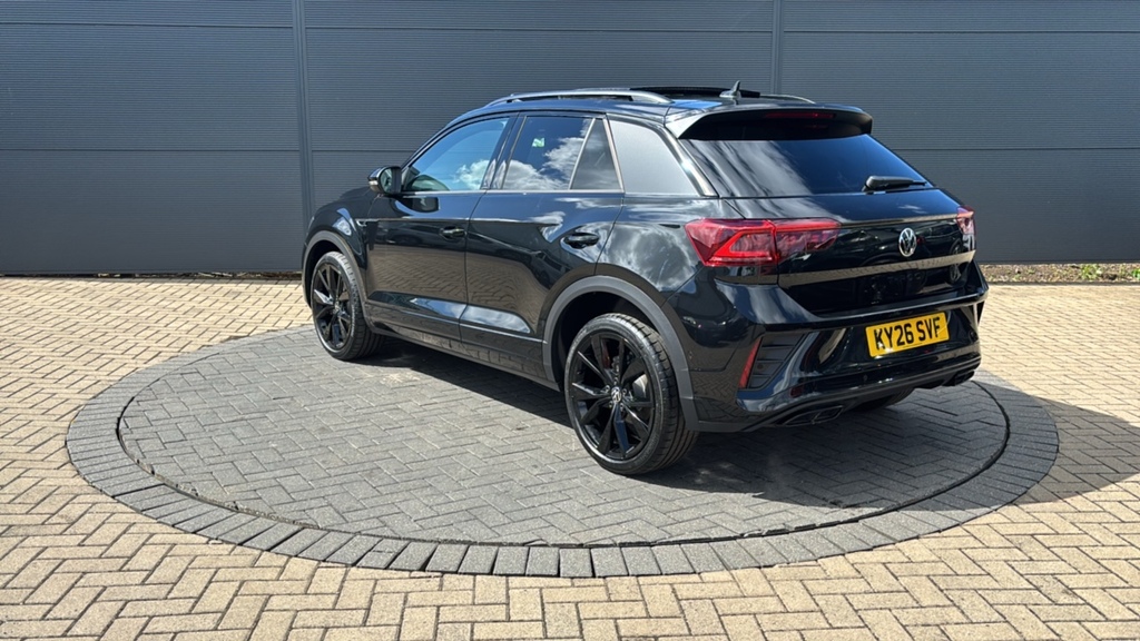 Volkswagen T-Roc 1.5 Tsi Black Edition Plus Dsg 150 Ps Black #3