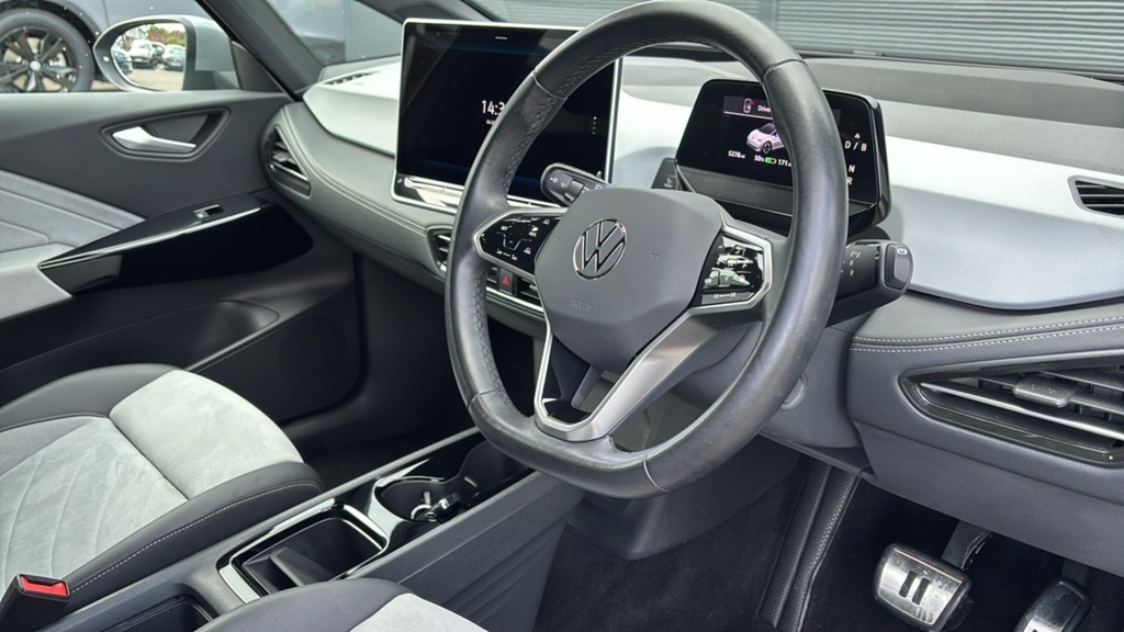 Volkswagen ID.3 150Kw Pro S 77Kwh 5 Seats 204 Ps Black #6