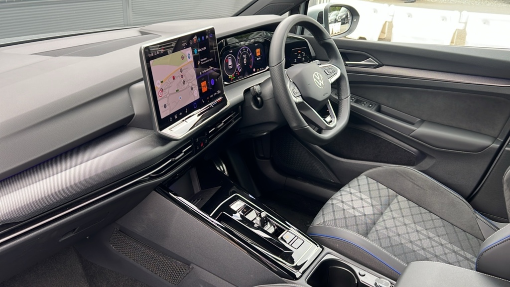 Volkswagen Golf 1.5 Etsi 150 R-line Dsg 0 Ps Silver #2