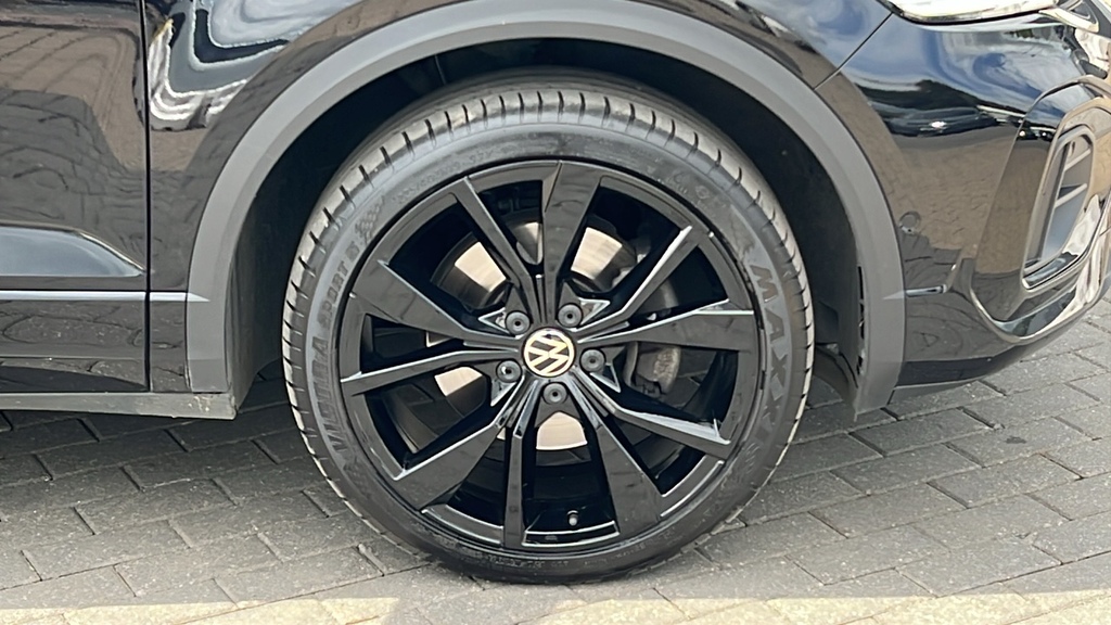 Volkswagen T-Roc 2.0 Tsi 4Motion R-line Dsg 190 Ps Black #5
