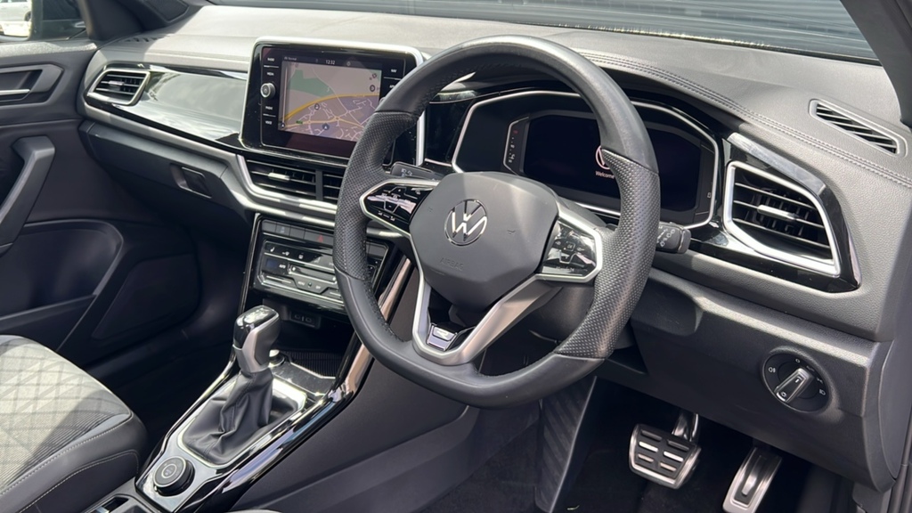 Volkswagen T-Roc 2.0 Tsi 4Motion R-line Dsg 190 Ps Black #6
