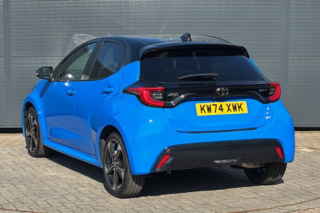 Toyota Yaris 1.5 Hybrid 130 Premiere Edition Cvt 130 Ps Blue #3