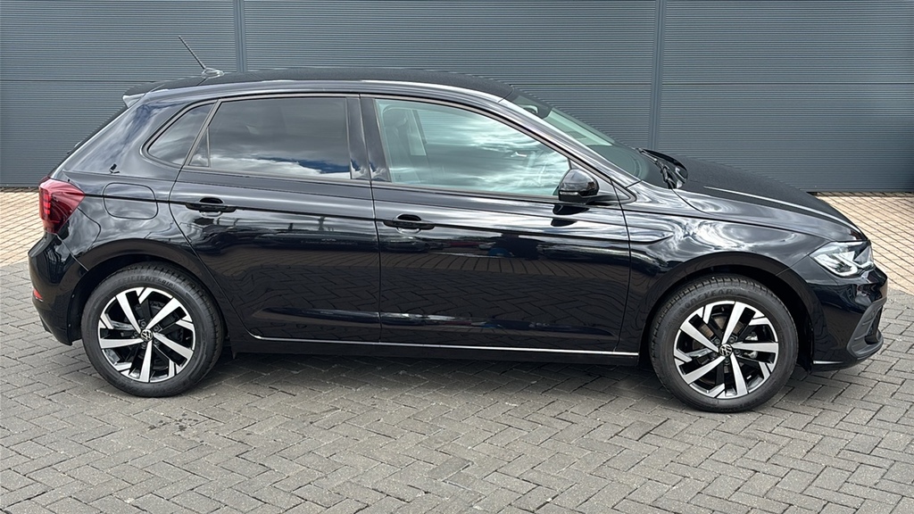Volkswagen Polo 1.0 Tsi Match 95 Ps Black #4
