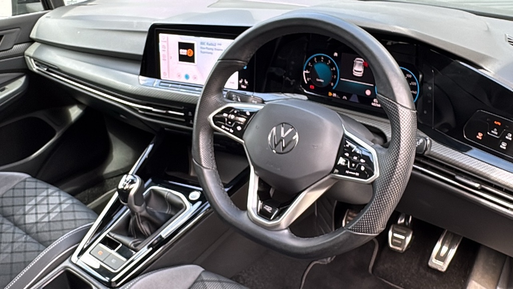 Volkswagen Golf 1.5 Tsi 150 R-line 150 Ps Black #6