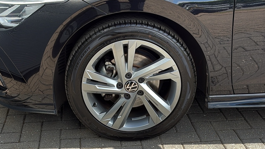 Volkswagen Golf 1.5 Tsi 150 R-line 150 Ps Black #5