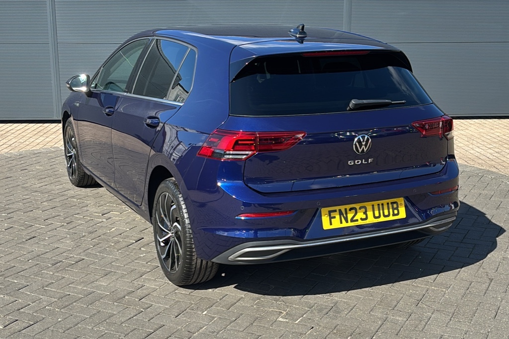 Volkswagen Golf 1.5 Tsi Style Edition 130 Ps FN23UUB Blue #3