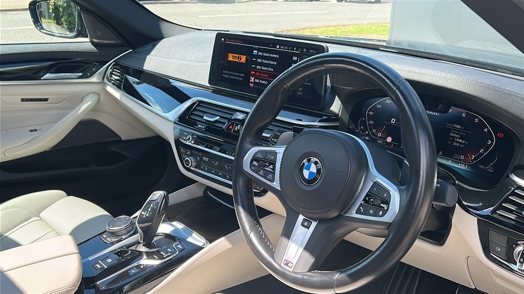 BMW 5 Series M550i Xdrive 530 Ps Black #6