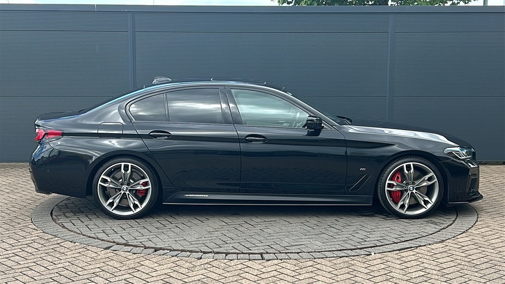 BMW 5 Series M550i Xdrive 530 Ps Black #4