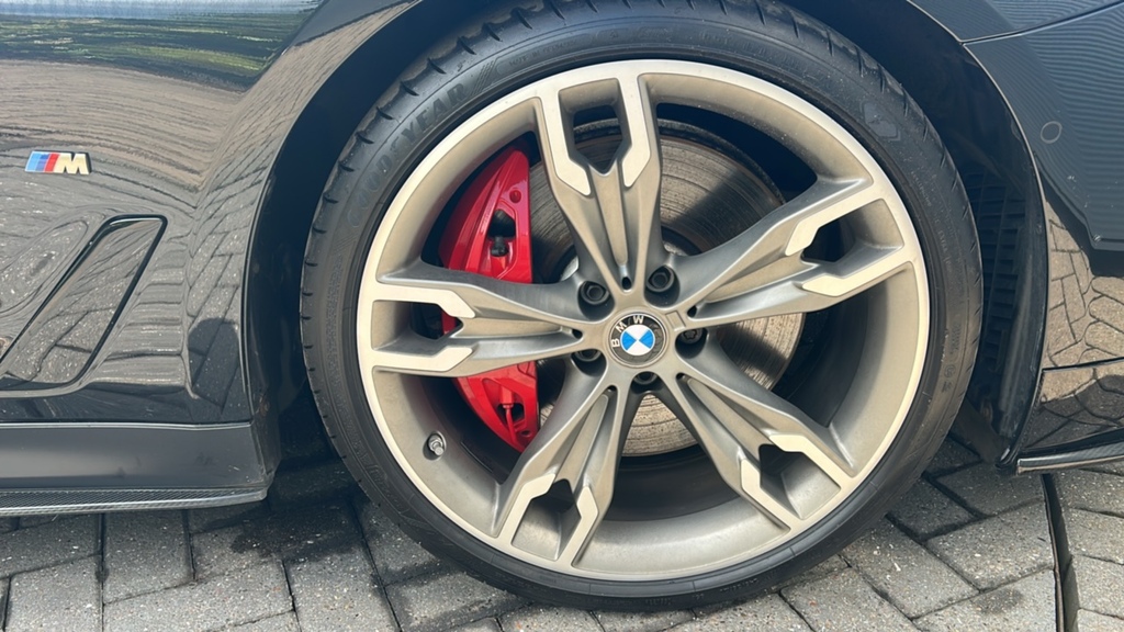 BMW 5 Series M550i Xdrive 530 Ps Black #5