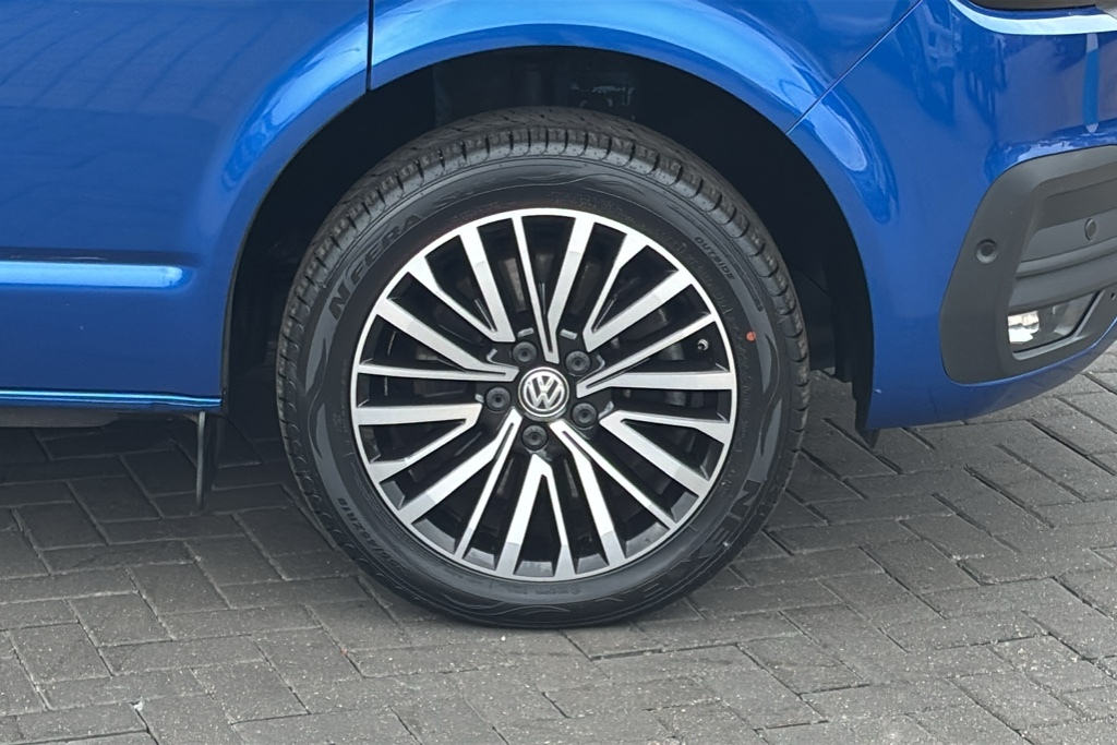 Volkswagen Caravelle 2.0 Tdi Se 204 Lwb Dsg 204 Ps Blue #5