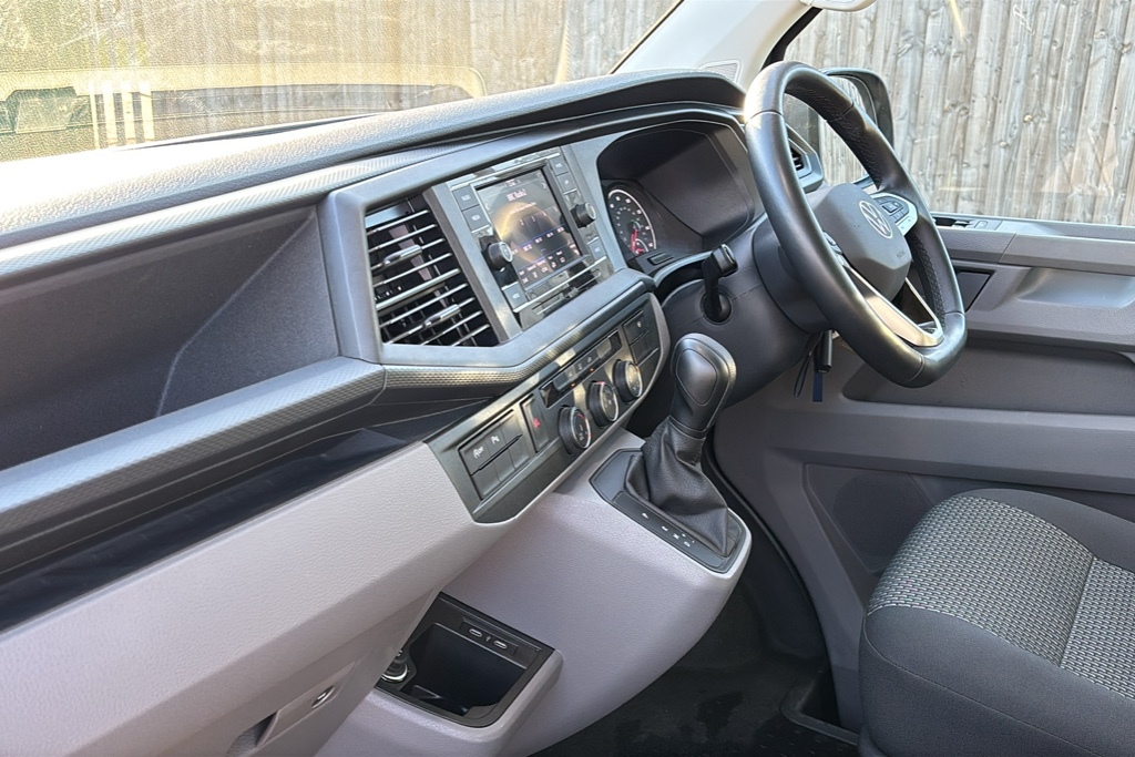 Volkswagen Transporter 2.0 Bitdi 204 Highline Kombi Van Dsg 204 Ps Grey #2