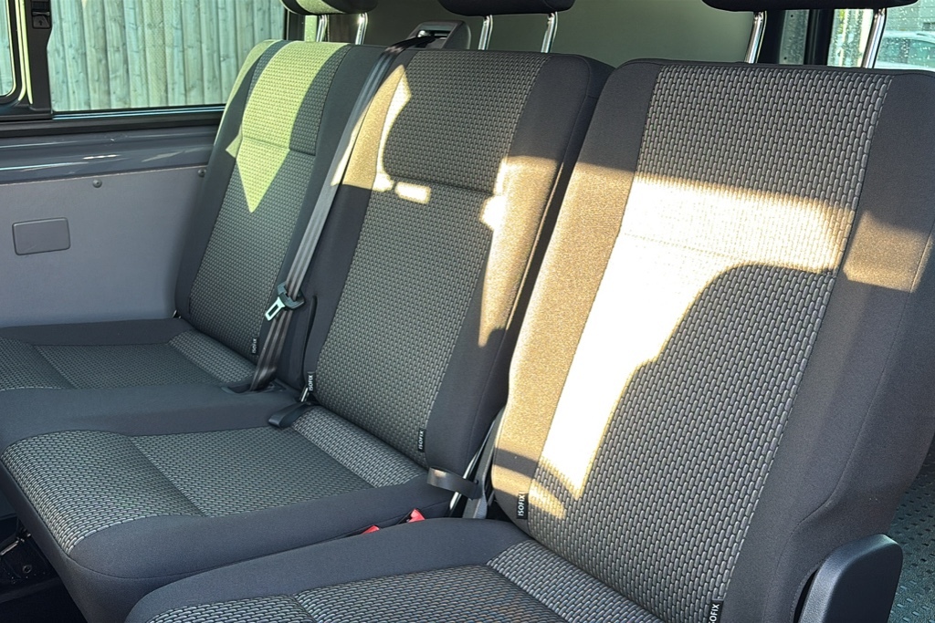 Volkswagen Transporter Mpv Grey #17