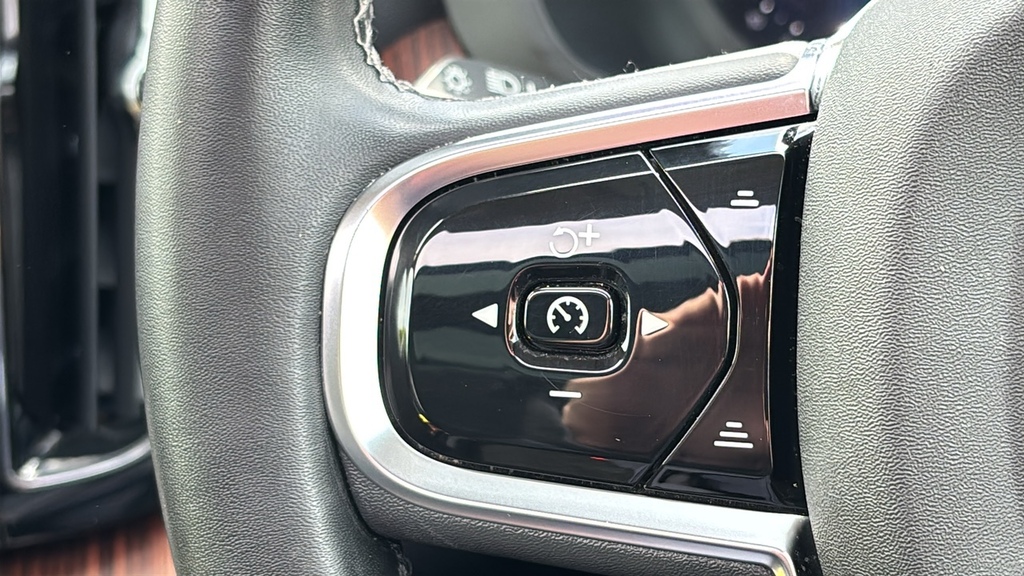 Volvo XC60 Suv Silver #25