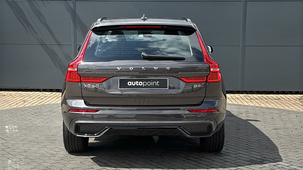 Volvo XC60 Core Blue #9