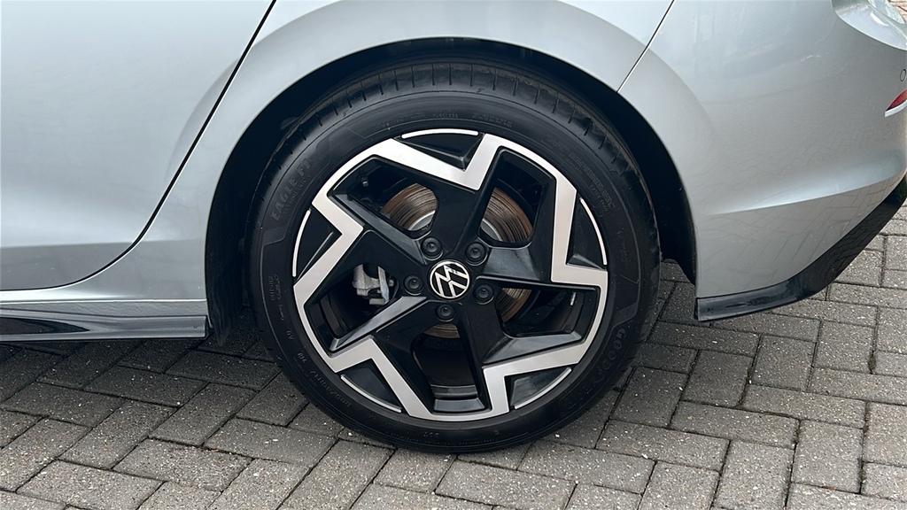 Volkswagen Golf 1.5 Tsi Match Blue #5