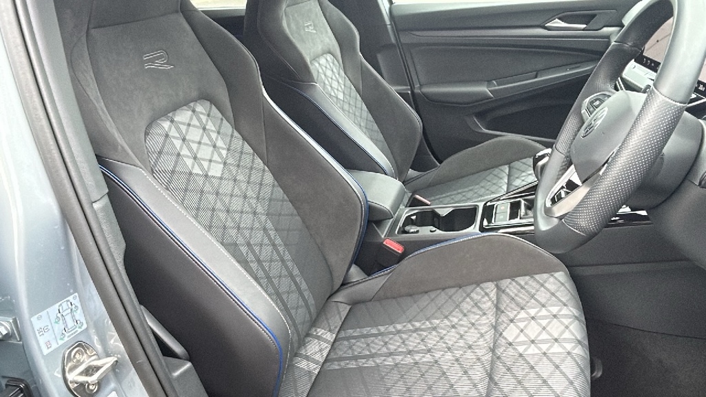 Volkswagen Golf 1.5 Tsi Match Blue #14