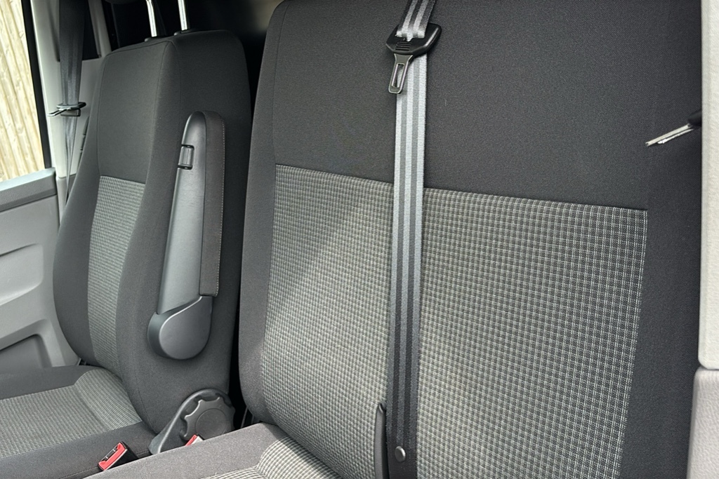 Volkswagen Transporter Mpv Grey #8