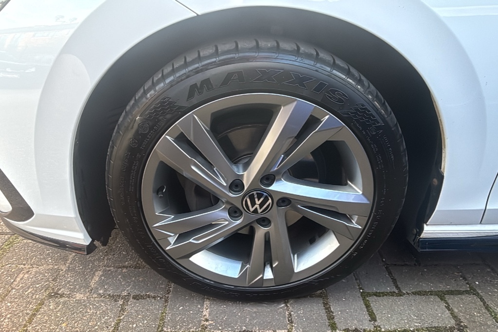 Volkswagen Golf 2.0 Tdi 150 R-line Dsg 0 Ps White #5