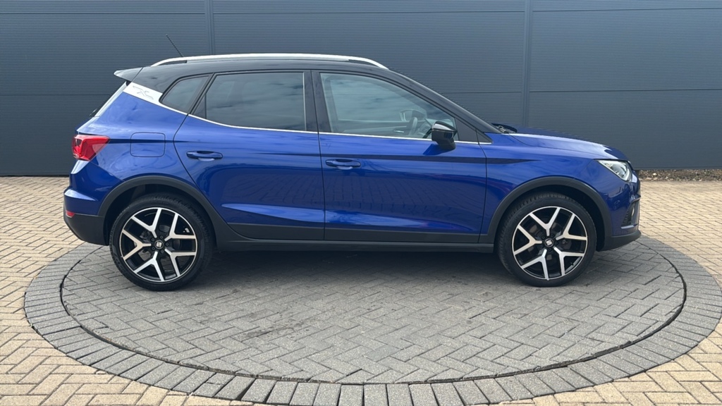 Seat Arona 1.5 Tsi Evo Fr Sport Ez 150 Ps Blue #4