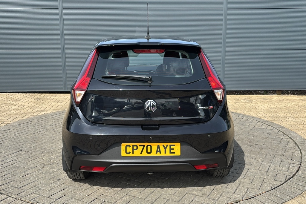 MG MG3 1.5 Excite Vti-tech 106 Bhp White #9