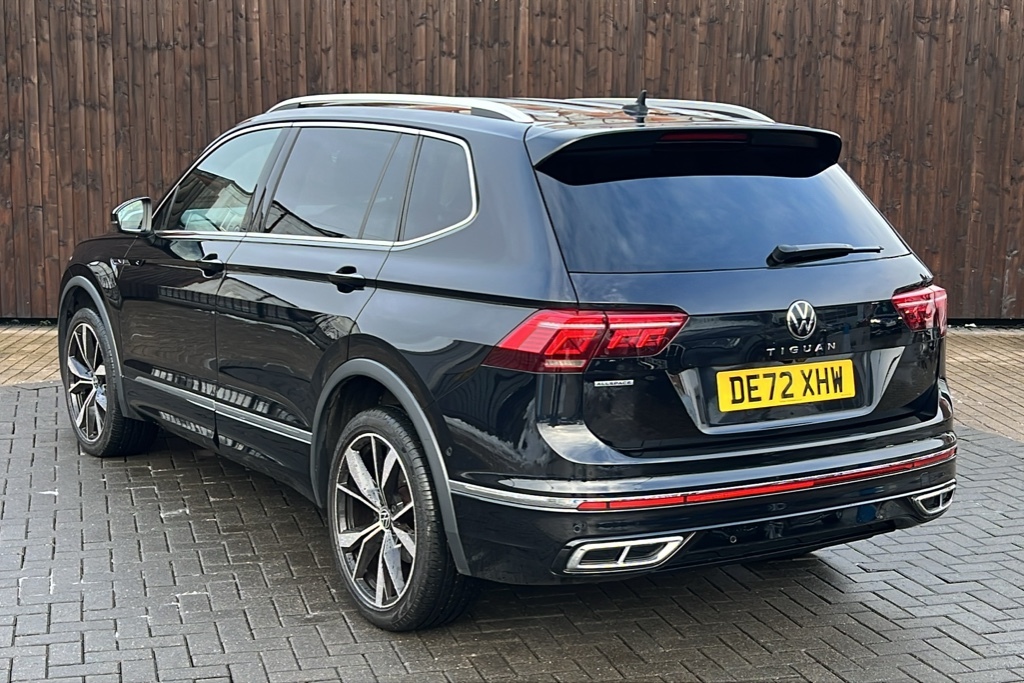 Volkswagen Tiguan Allspace 2.0 Tdi R-line Dsg 150 Ps Black #3
