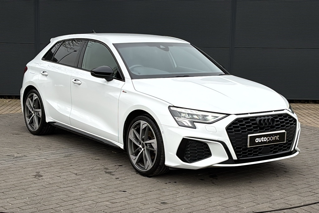 Audi A3 35 Tfsi S Line S Tronic Tech Pack 150 Ps White