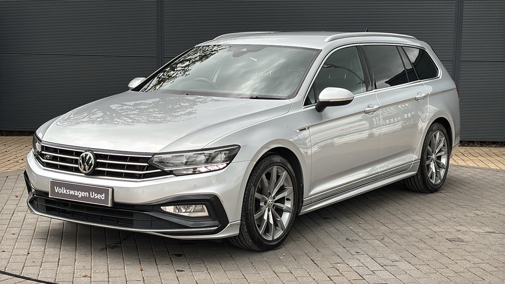 Volkswagen Passat Gte Grey #10