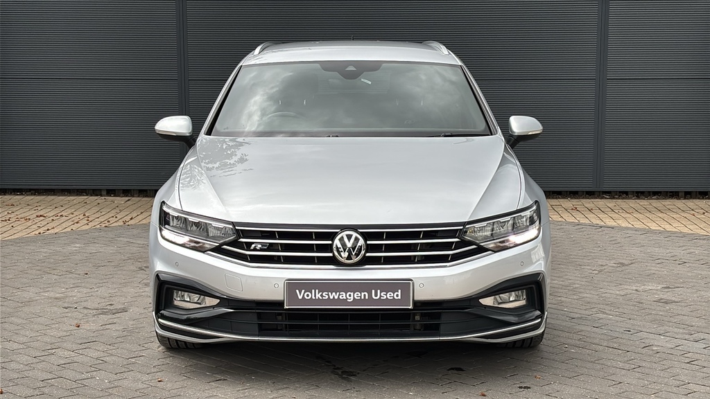Volkswagen Passat Gte Grey #7