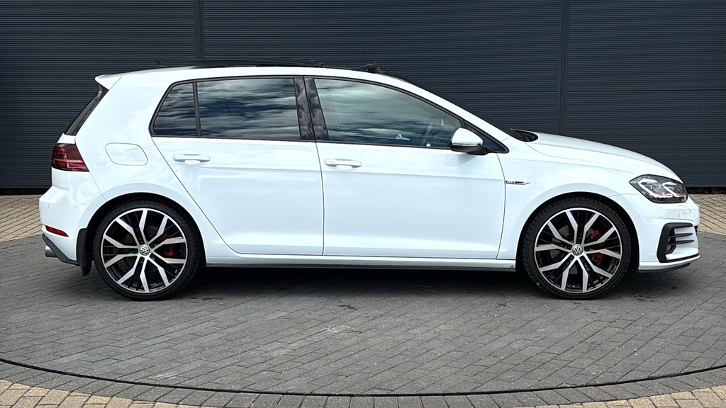 Volkswagen Golf 2.0 Tsi Gti Dsg 230 Ps White #4