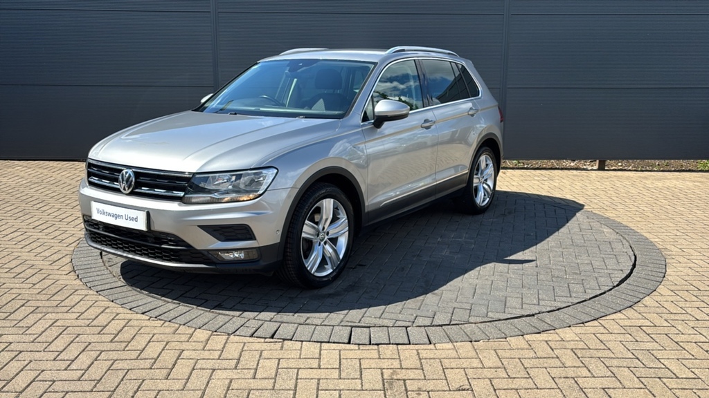 Volkswagen Tiguan 2.0 Tsi 230 4Motion Sel Dsg White #16