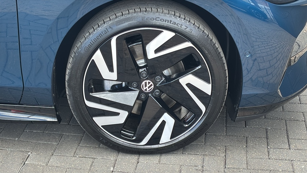 Volkswagen ID.7 250Kw 4Motion Gtx Plus 86Kwh 340 Ps Black #5