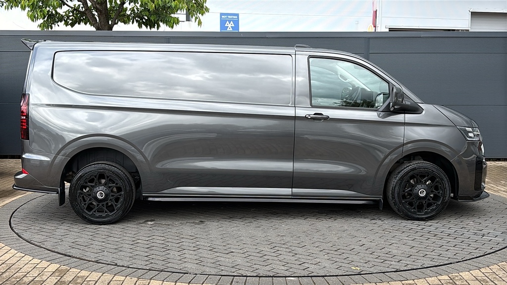 Volkswagen Transporter 2.0 Tdi 150 Commerce Pro Van 0 Ps Grey #4