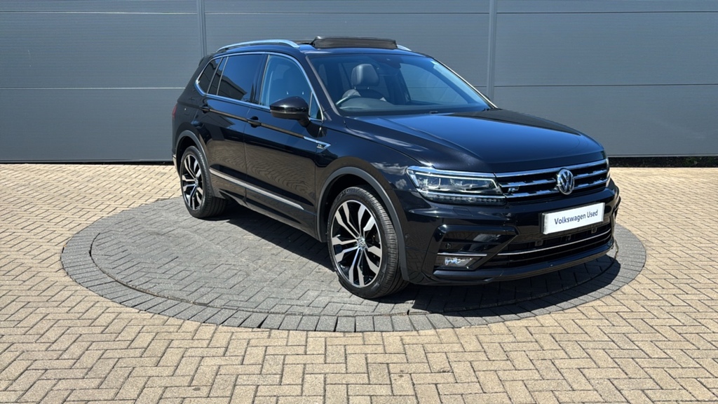 Volkswagen Tiguan Allspace 1.5 Tsi Evo R-line Tech Dsg 150 Ps Black