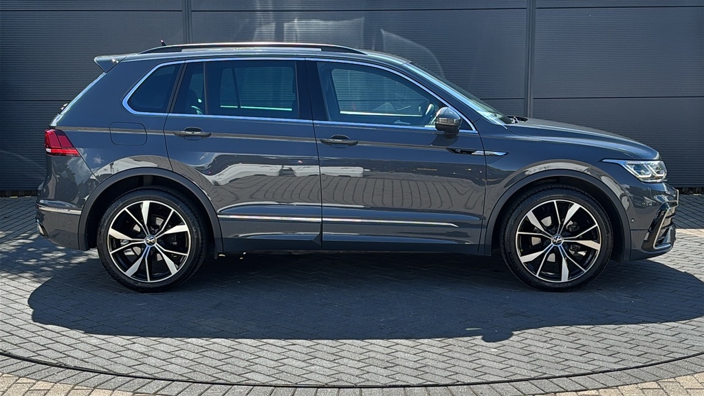 Volkswagen Tiguan 1.5 Tsi 150 R-line Dsg 150 Ps Grey #4