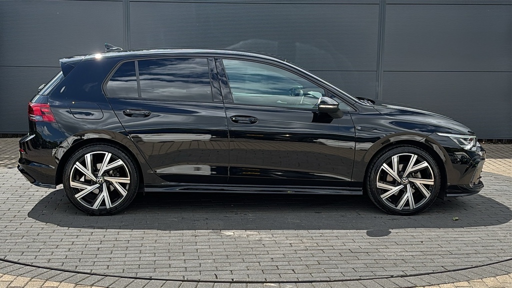 Volkswagen Golf 1.5 Etsi 150 R-line Dsg 150 Ps Black #4
