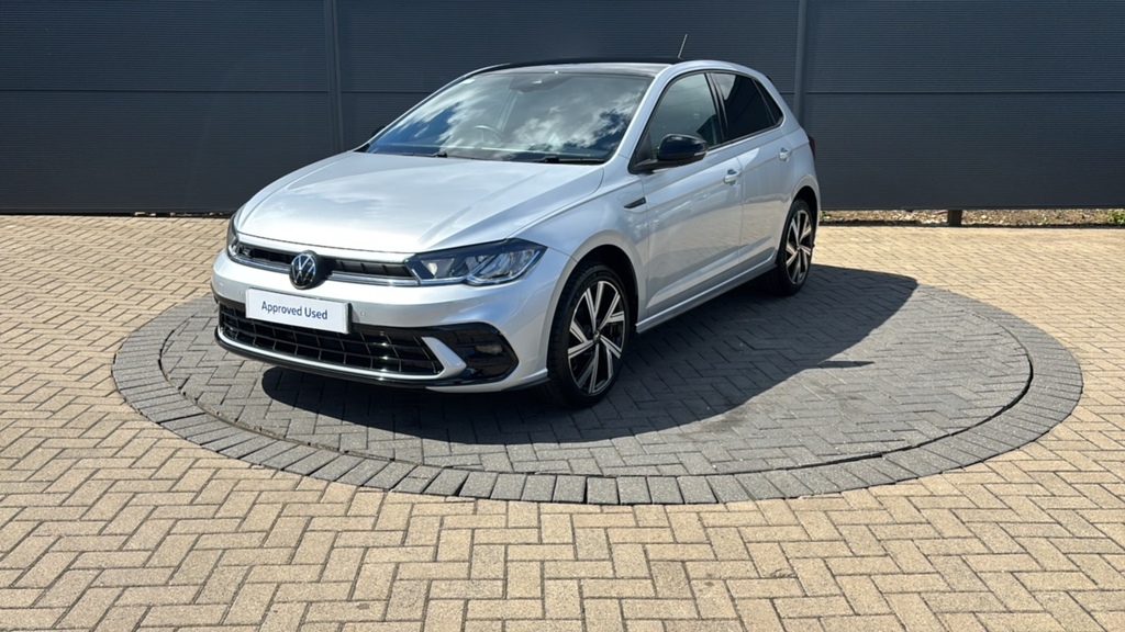 Volkswagen Polo 1.0 Life Black #17