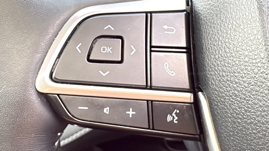 Toyota Highlander Excel Premium Black #17