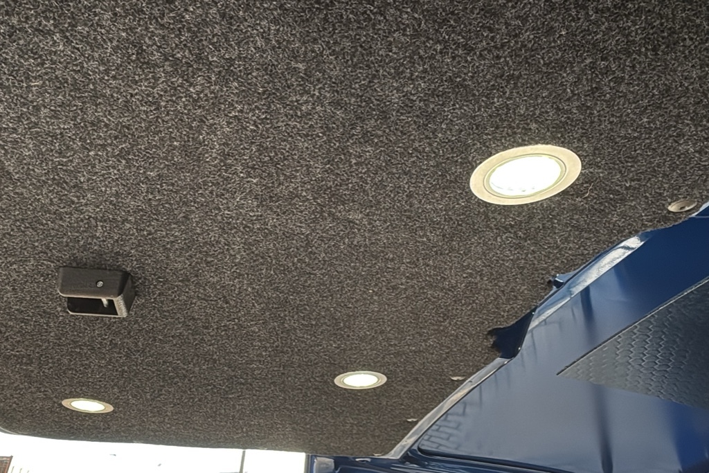 Volkswagen Transporter Panel Van Startline Swb 110 Ps Silver #27