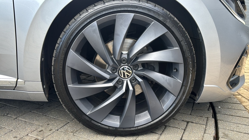 Volkswagen Arteon 2.0 Tdi 200 R-line Dsg 200 Ps Silver #5