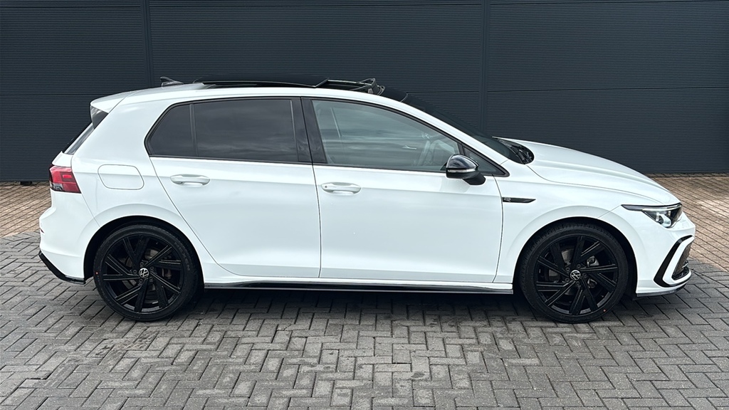 Volkswagen Golf 1.5 Etsi 150 Black Edition Dsg 150 Ps White #4